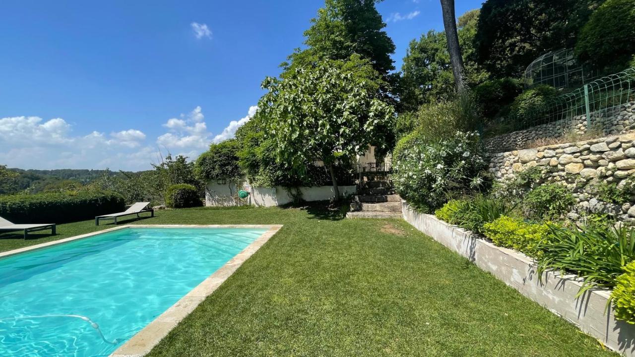 Belvoir Sissi Exclusif Piscine Chauffée 10 Min Centre Aixenpc Appartement *