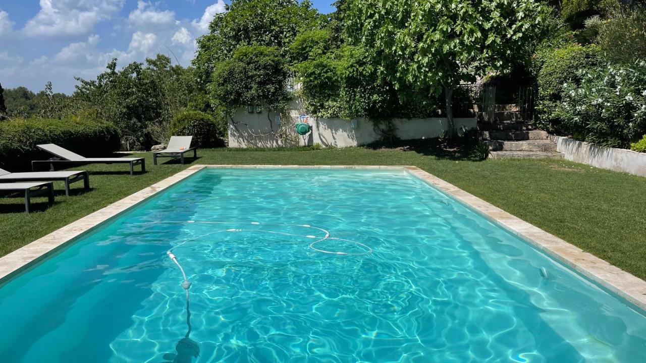 Exclusif Piscine Chauffee De Luxe 10 Min Centre Aixenpc Belvoir Sissi