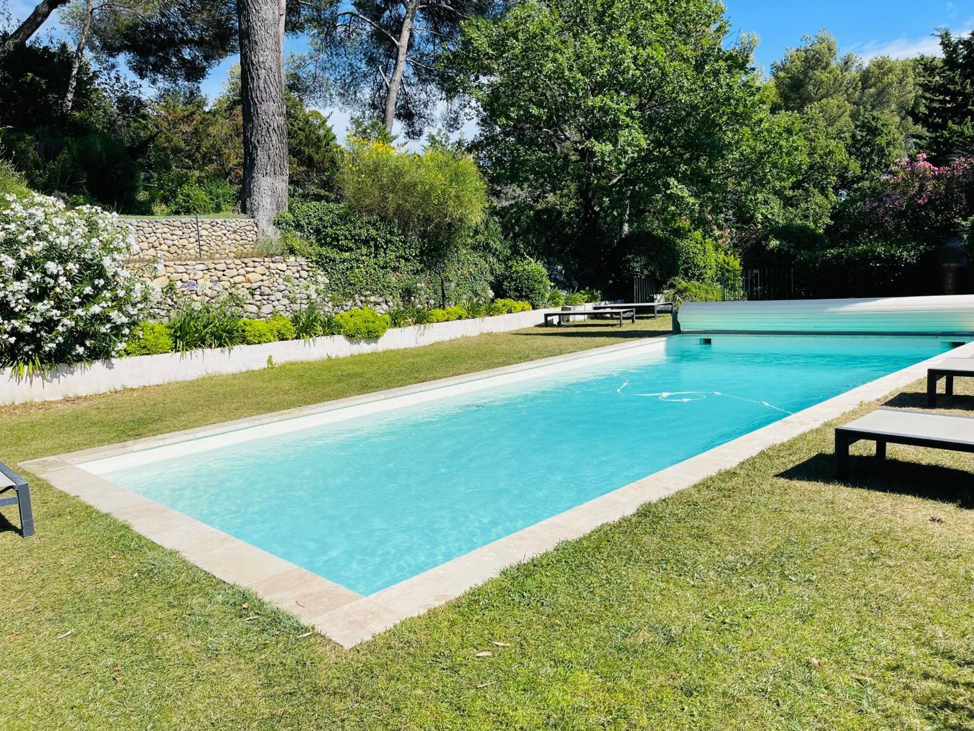 Apartment Exclusif Piscine Chauffee De Luxe 10 Min Centre Aixenpc Belvoir Sissi